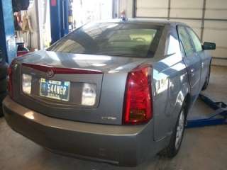 05 CADILLAC CTS FRONT SEAT TRACK  