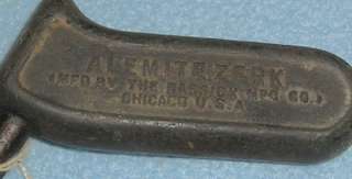 Bassick Mfg. No. 6 B Automatic Alemite Zerk Grease Gun  