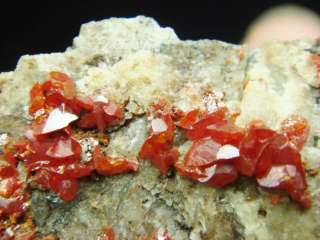 90g Attractive Red WULFENITE Crystal Mineral   