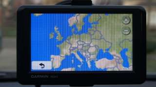 Garmin Nuvi 1390T 1390 T + Europe Map Card + Free Lifetime Traffic 