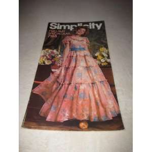 1975 Large Simplicity Dress Pattern Stand Up Advertising Poster #7165