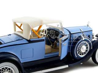 1930 PIERCE ARROW MODEL B BLUE 132 DIECAST MODEL CAR  
