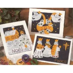  Bucilla 85000 Christmas Holiday Felt Card Kit Spirit of 