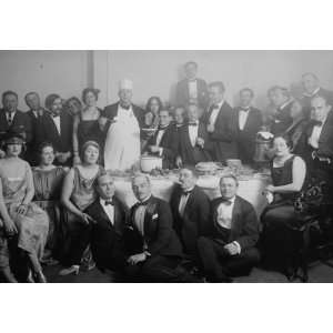  early 1900s photo Chaliapin meeting dinner?