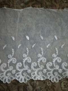EXQUISITE ANTIQUE FRENCH CHATEAU LACE EMBROIDERED TULLE 19th century 