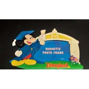  Disney Theme Parks Mickey Graduation Photo Holder Retired 