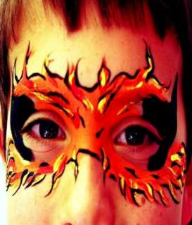 THE FLEDGLING FACE PAINTER Heather Grahm