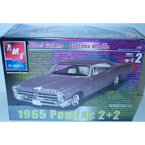   Pontiac 2+2 Street Customs 1/25 Scale Plastic Model Kit Toys & Games