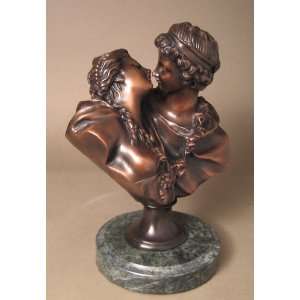  The Kiss Beautiful Bronze Sculpture