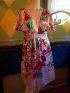 Satiny Asian Style Dress, Beautiuful Floral Print, Newdon, Large 