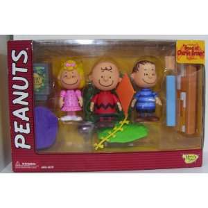  Peanuts Good Ol Charlie Brown Action figure 3 pack Sally 