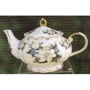  Magnolia Heirloom Princess Teapot