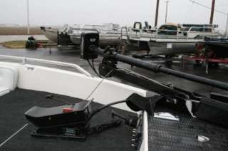   Fish N ski Boat Bass Runabout 150 hp Evinrude Intruder 290 SF  