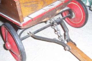 Antique Wagon OVERLAND JR  