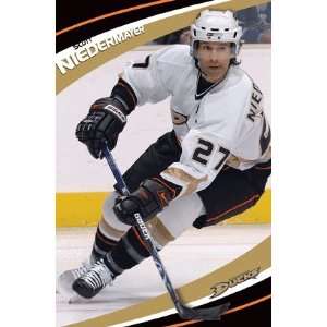  Scott Niedermayer of the NHL Anaheim Ducks Poster