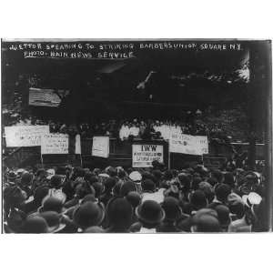Photo J.J. Ettor speaking to striking barbers, Union Square, N.Y. 1913
