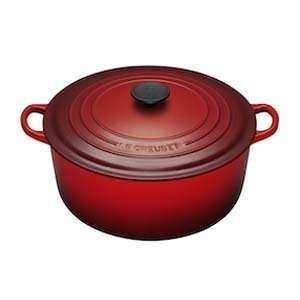 Le Creuset Round French Oven   Cherry 5.5 Qt