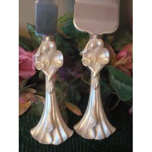    Faceless Bride and Groom with Calla Lily Server Set
