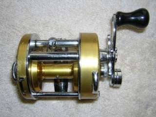 PENN 920 Gold Levelmatic Casting Reel       Classic MADE IN 