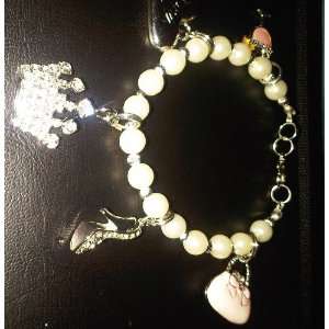  Diva Charm Bracelet 