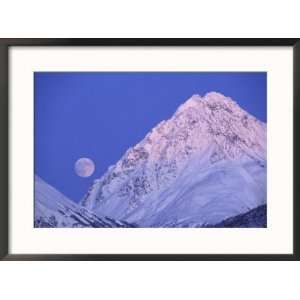  Full Moon near Knik River, Chugach Range, Alaska, USA 