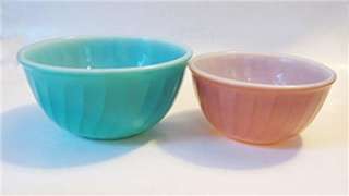   Glass Fired On Pastel Colors Rainbow Mixing Bowls Full 4 Piece Set