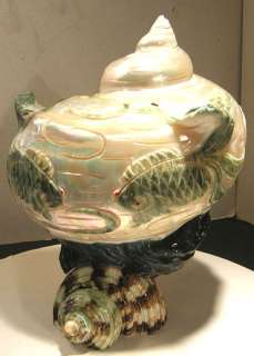   ORIENTAL CAMEO RELIEF CARVED MOP SEA SHELL LAMP LIGHT KOI FANTAIL FISH