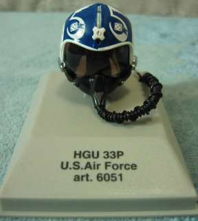 Armour Pilot Helmet U.S. Air Force Die Cast 18 Scale  