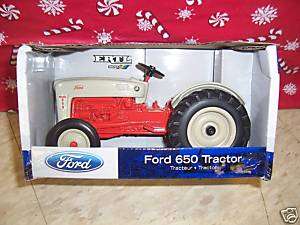 Ford 650 Tractor Toy 1/16 ERTL Die Cast  