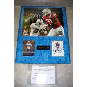  Randy Moss Autographed New England Patriots Wall Plaque w 