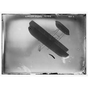  O. Wright aeroplane,in flight