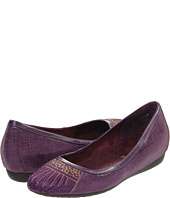 Rockport   Faye Embroidered Flat