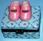 Madame Alexander 90390 baby shoes Porcelain hinged box