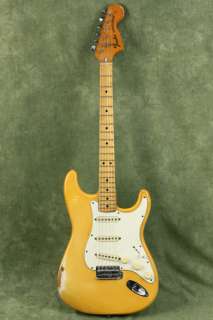   Fender Stratocaster White Maple Neck Staggered Pole Pickups  