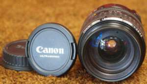 Canon Ultrasonic EF 28 105mm 13.5 4.5 AF/M Japan  