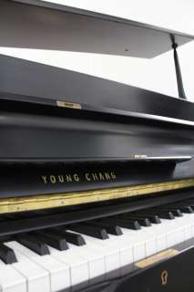Young Chang U 107 88 Key Upright Piano U107 U 107  