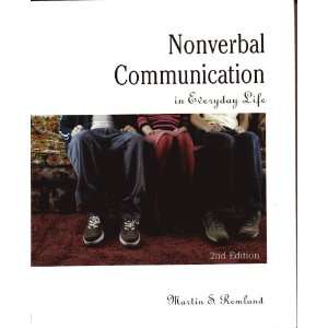  Nonverbal Communication in Everyday Life (9780618260201 