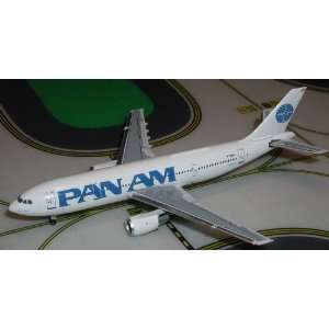  Pan Am A300B4 Clipper Tampa 1400 Model Airplane 