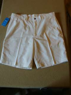 HAGGER WHITE SHORTS   COOL 18 MOISTER WICKING   SIZE 38   NEW  