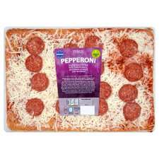 Tesco Family Pepperoni Pizza 750G   Groceries   Tesco Groceries