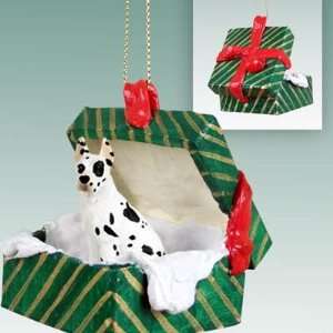  Great Dane Green Gift Box Dog Ornament   Harlequin