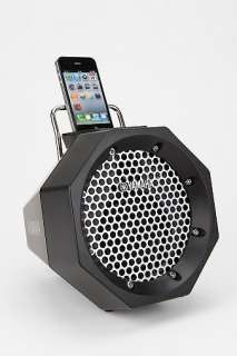 Yamaha PDX 11 Portable Speaker Dock   Urban Outfitters