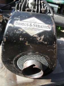   BRIGGS & STRATTON 4 CYCLE MODEL 5S TYPE 700017  NICE RUNNER HIT&MISS