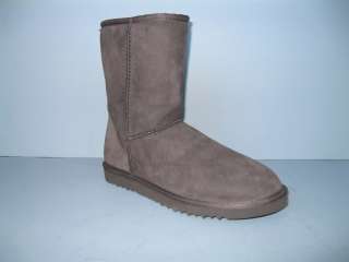 AUTHENTIC UGGS CLASSIC SHORT BOOTS NEW CHOCOLATE 9  
