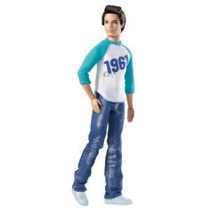 Mattel V3397   Barbie Sporty Ken  Spielzeug