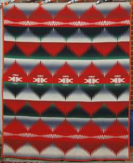 OUTSTANDING Vintage 30s Beacon Ombre Antique Camp Trade Blanket 