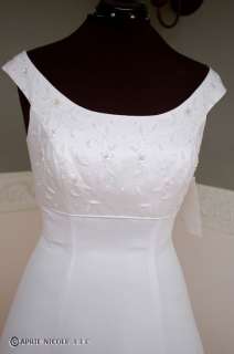 White Satin Wide Neckline Sleeveless Wedding Dress 10  
