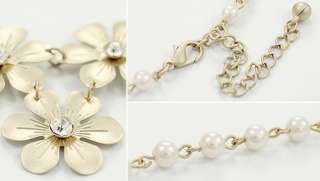 Korean Retro Five Petals White Flowers Fashion Nice Charm Bib Necklace 