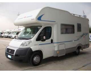 Adria coral sport 576 dk km. 8.500 affarone a Bari    Annunci