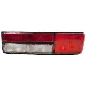  OE Replacement Ford Mustang Driver Side Taillight Assembly 